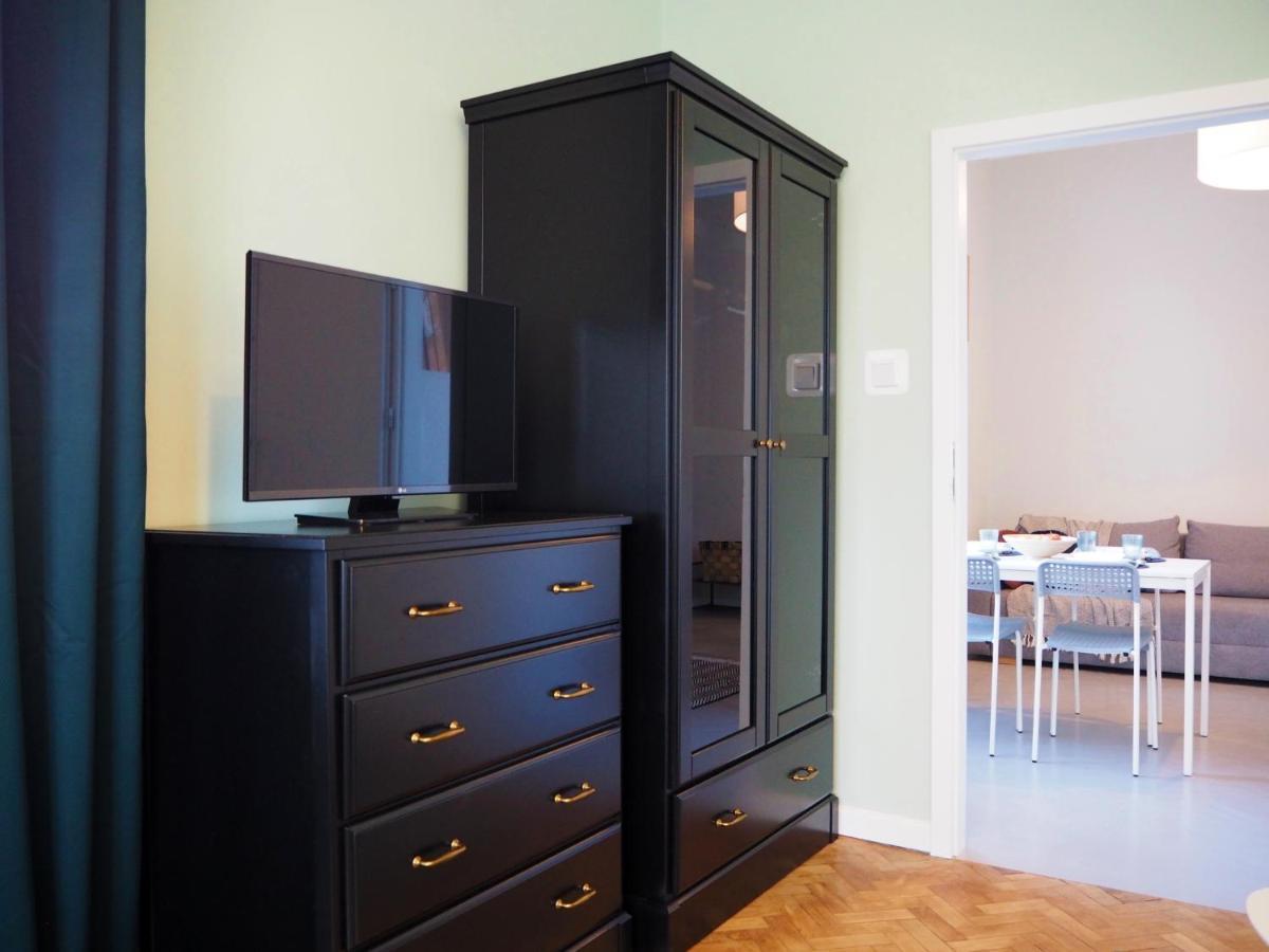 Wawelove Kossak Apt 1 Min To Royal Wawel Castle! Free Parking Apartment คราคูฟ ภายนอก รูปภาพ